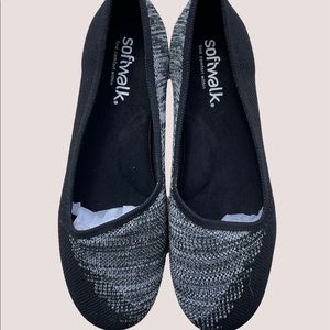 Woman’s Softwalk Sicily size 10 black & white